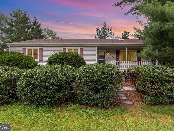 2nd image of 4367 Sunset Ct