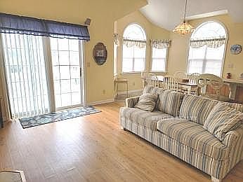 3rd image of 3245 Asbury Ave #B