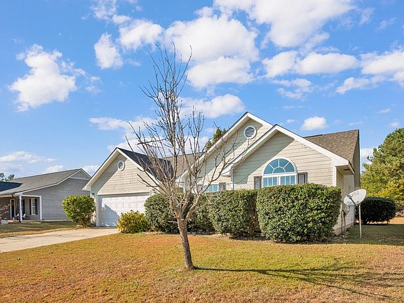 5th image of 109 Manteo Dr