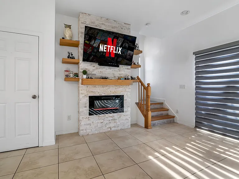 3012 Bird Of Paradise Ln — Photo 4