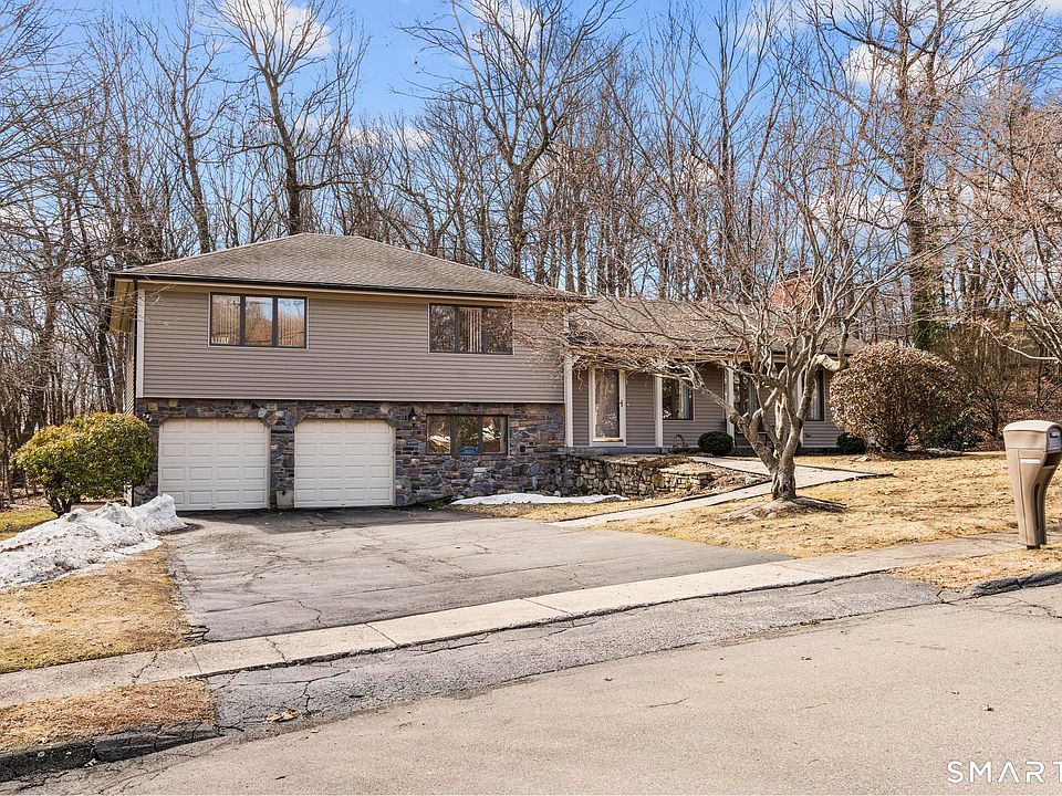1st image of 30 Cove Road