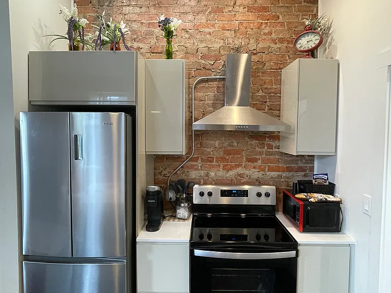 161 E McMicken Ave #B2 — Photo 6