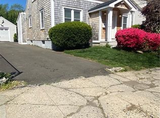 125 Harbor Ave, Bridgeport, CT 06605