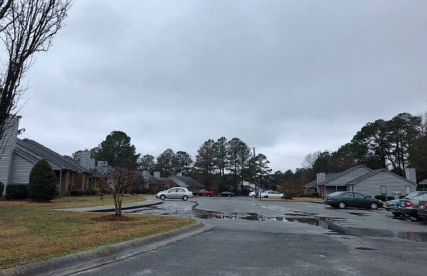2nd image of 752 Colony Pl