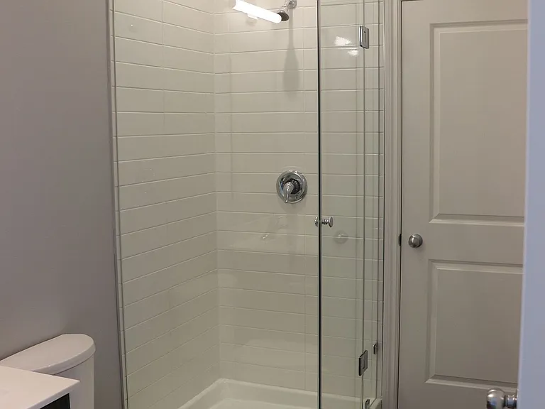 513 Dundas St E #413 — Photo 6