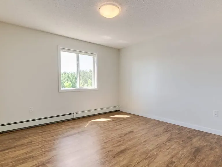 5016 4th Ave SW — Photo 13