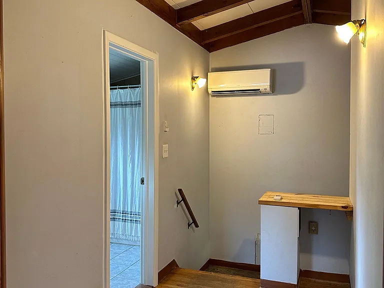 6715 Ralph Ct — Photo 5