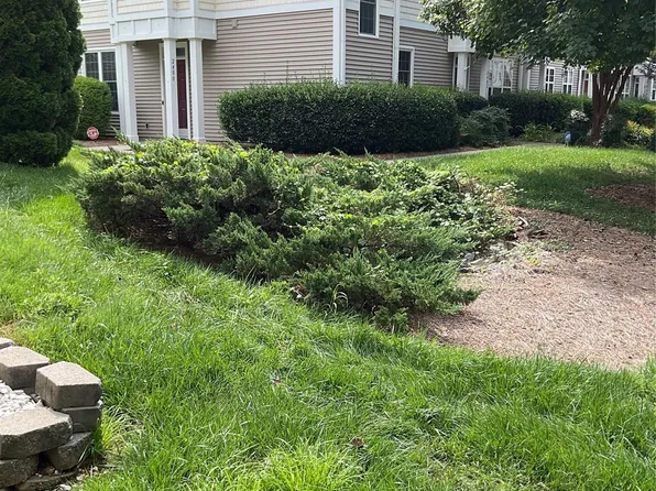 921 Ashworth Dr, Gastonia, NC 28054