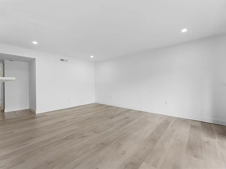 11525 8th Way N #509 — Photo 15