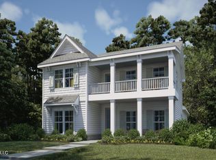 111 Grande View Dr, Biloxi, MS 39531