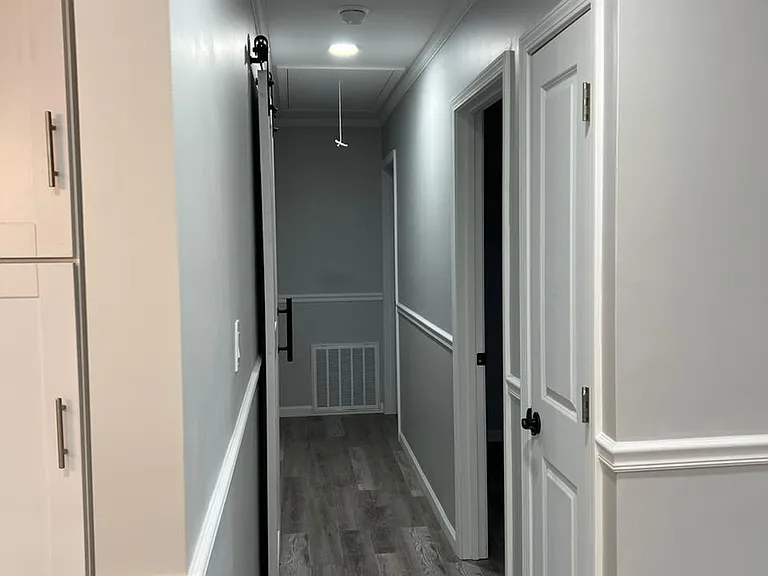 207 Herbert St — Photo 36
