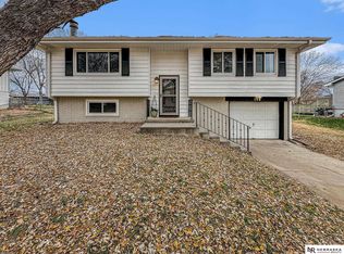 108 Concord Ave, Hickman, NE 68372