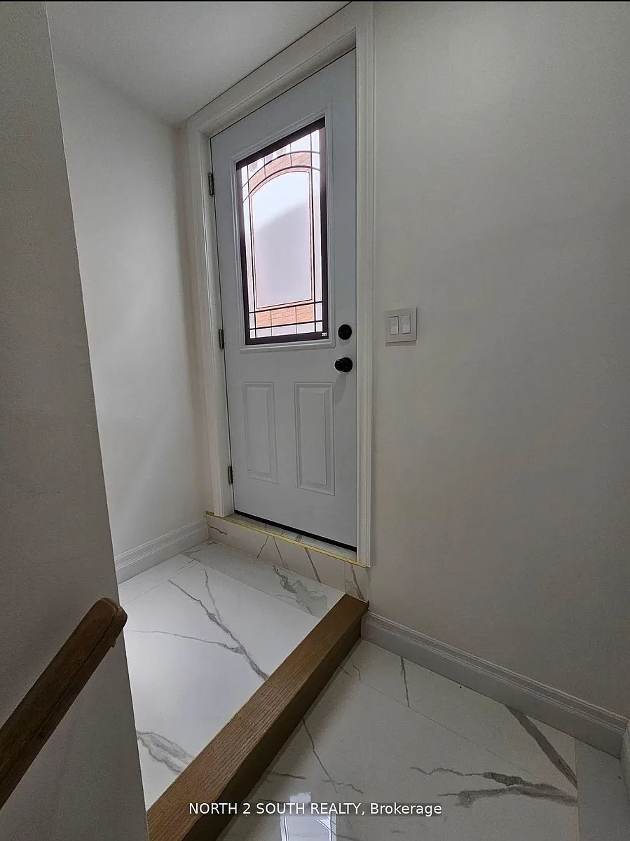 Building Photo - 34 Natalie Ct #BASEMENT