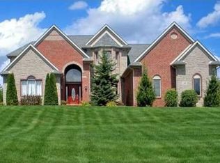 146 Green Valley Dr, Milan, MI 48160