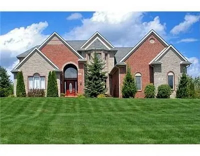 146 Green Valley Dr photo 1