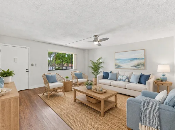 7432 ASHMONT Circle #208, Tamarac, FL 33321