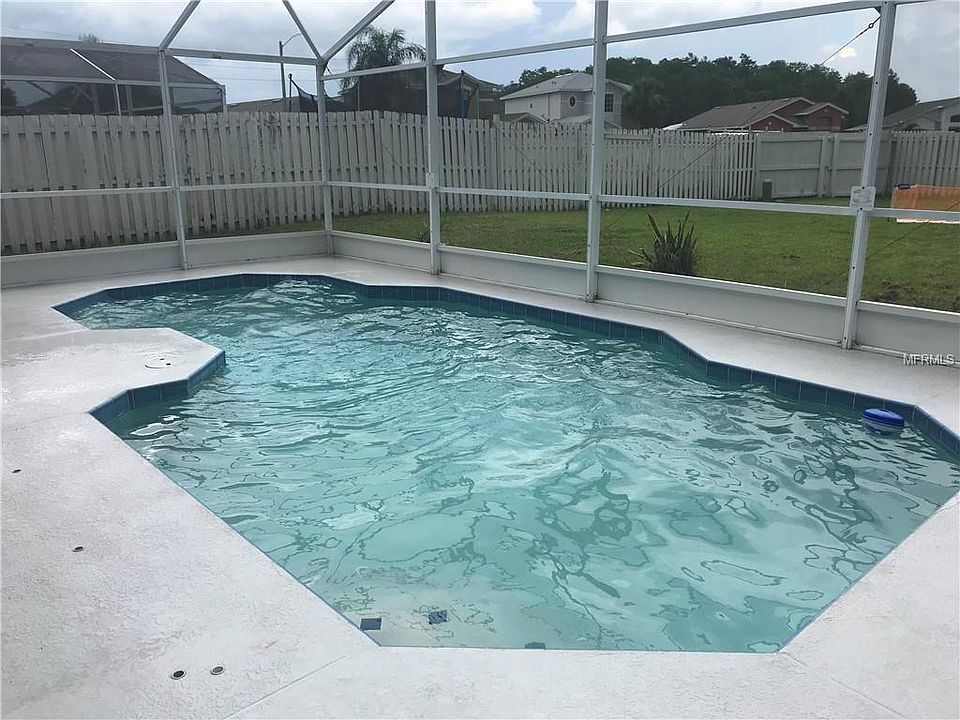 2nd image of 107 Windy Dune Ct