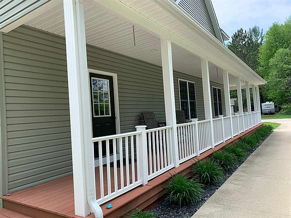 4th image of 302 Wildwood Dr #A