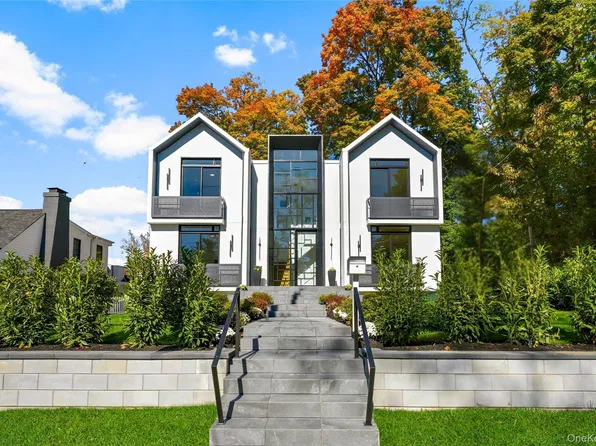 2164 Boston Post Road, Larchmont, NY 10538