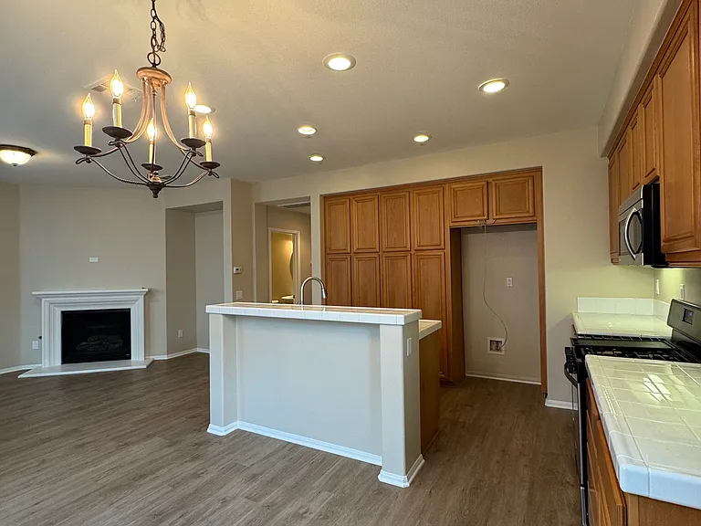 28512 Plymouth Way — Photo 26