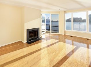 600 Harbor Blvd UNIT 834, Weehawken, NJ 07086