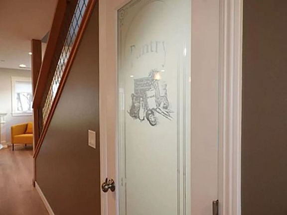 2nd image of 412 A St #B