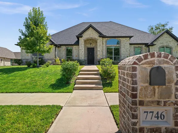 7746 Hickory Spring Ln, Tyler, TX 75703