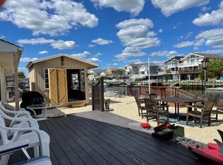 21 S Boston Dr, Little Egg Harbor, NJ 08087