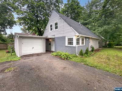 22 Ward Plz, Teaneck, NJ, 07666