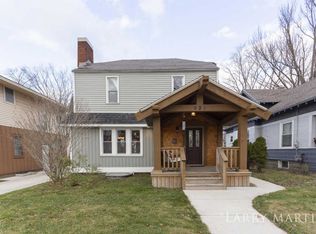 825 Burton St SE, Grand Rapids, MI