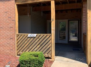 16561 Woodlane St #153, Fraser, MI 48026