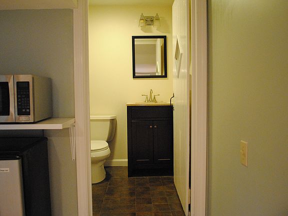 5th image of 21 Woodman Rd #21B