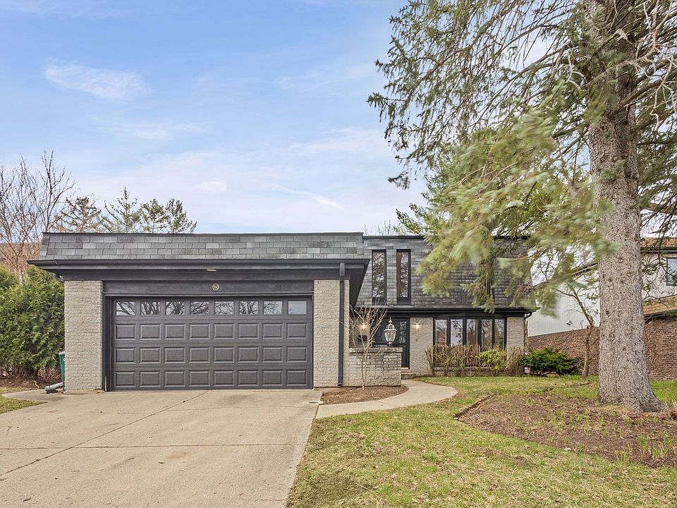 1st image of 560 Hunter Rd