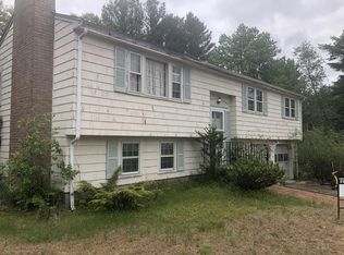 72 Colonial Rd, Medfield, MA 02052