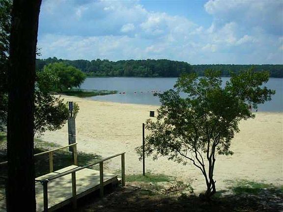 Beach at Cauble Park