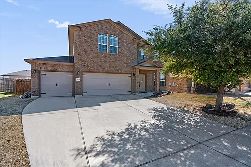 2108 Scott Dr Photo 1