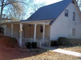 195 Pioneer Trl, Saint Matthews, SC 29135