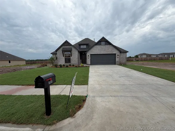 5121 S Everett Dr, Sand Springs, OK 74063