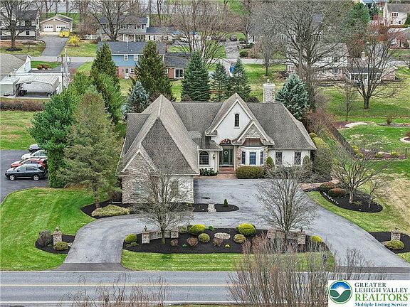 2nd image of 951 E Macada Rd