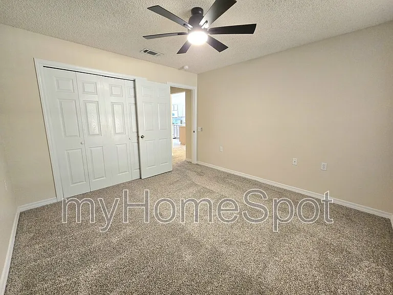 9580 Cobblebrook Dr — Photo 10