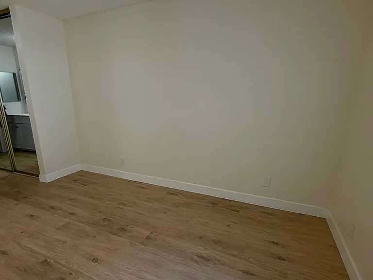 21801 Roscoe Blvd #128 — Photo 10