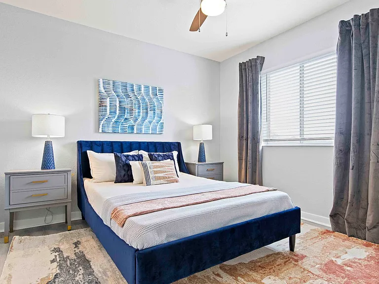 Elan Apartments — Photo 21