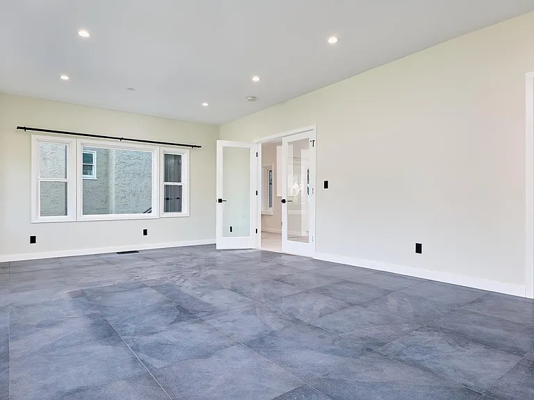3028 Regent St #B — Photo 14