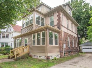 514 Newbury St, Springfield, MA 01104