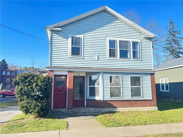 21 Water St, Attica, NY 14011