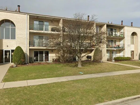 9210 Beloit Ave APT 203, Bridgeview, IL 60455