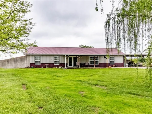 608 NW 1001st Rd, Urich, MO 64788