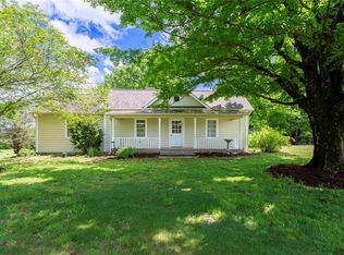 7116 Summerdale Rd, Elon, NC 27244