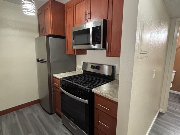Sierra View Apartments, 2310 Paradise Dr #2308-128, Reno, NV 89512
