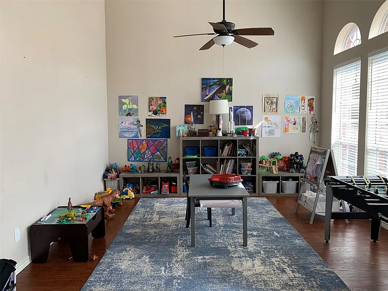 7700 Loma Alta Trl — Photo 4